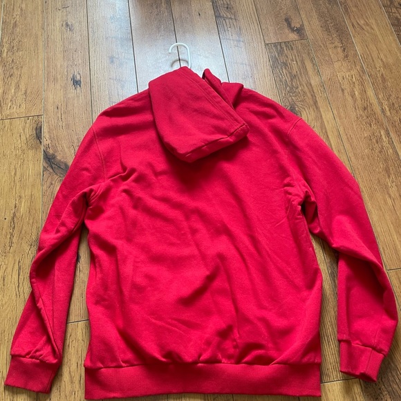 Authentic Mens Red H&M Hoodie - Picture 2 of 3